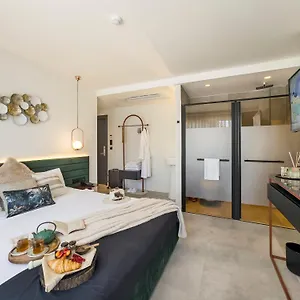 https://the-one-living.allantalyahotels.org